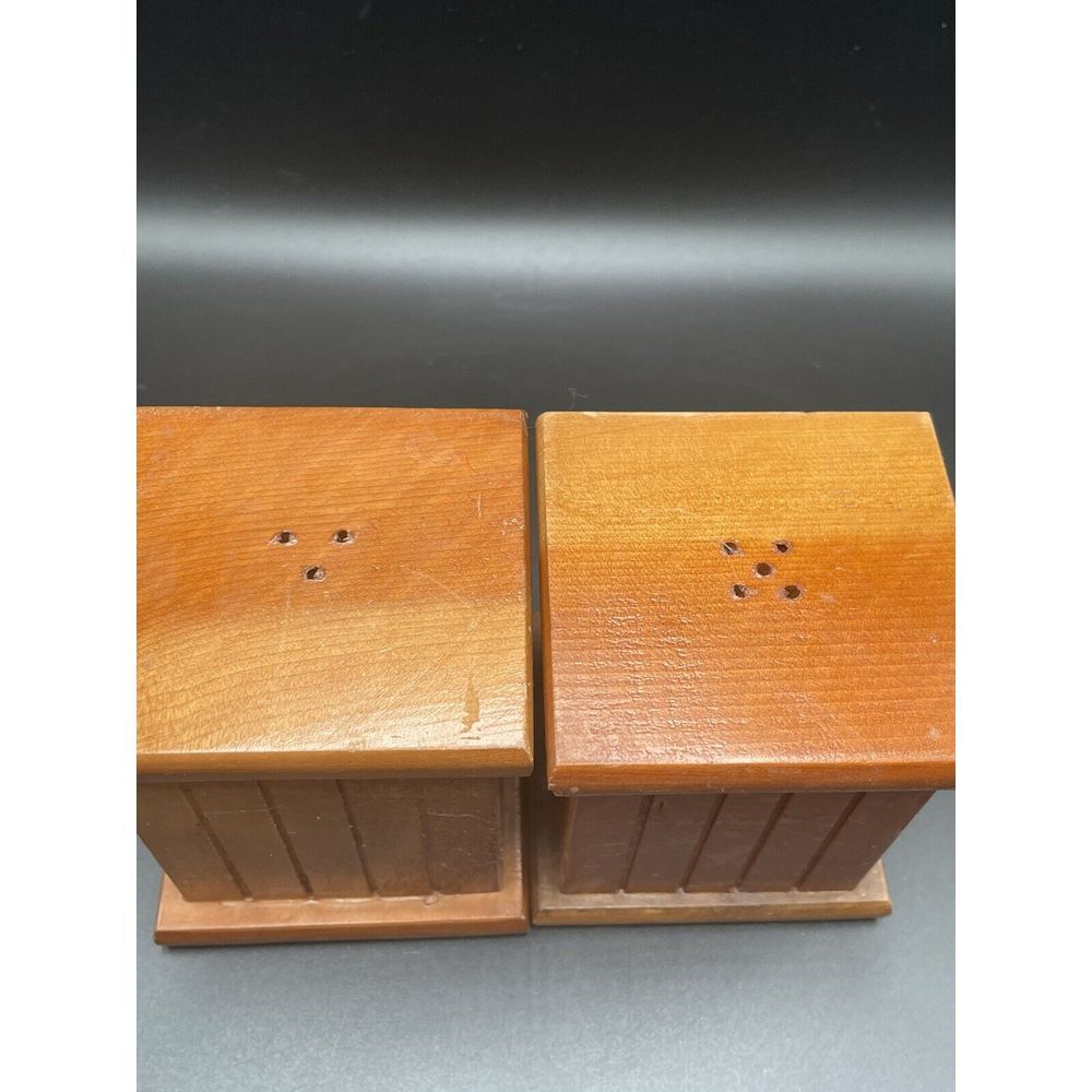 Vintage Wooden Rooster Salt & Pepper Shakers Copper Rooster‎ on Wood Block - Picture 6 of 6